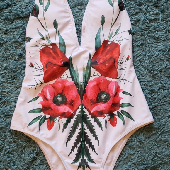 BRAND NEW One Piece Floral Swimsuit Sz S - Picture 2 of 5